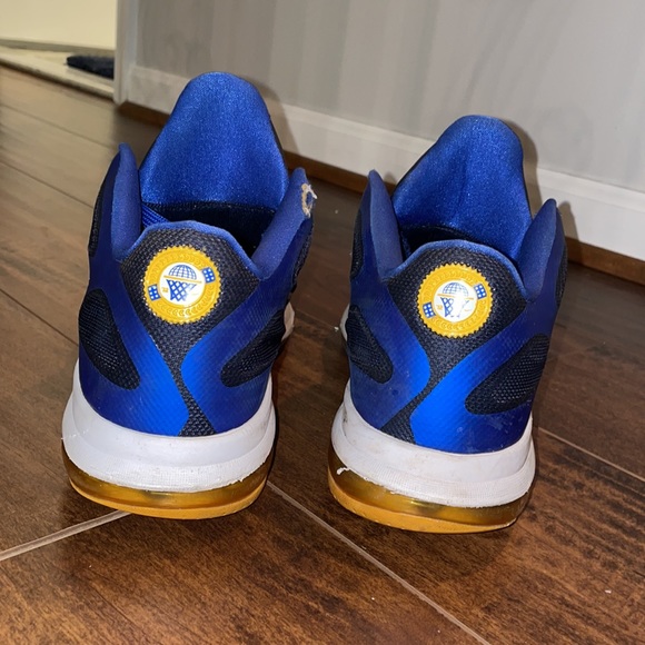 “WORLD BASKETBALL FESTIVAL” Lebron 9 low top NIKE - Picture 5 of 7